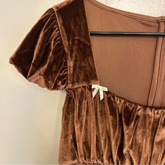 NWT dELiA*s Dollskill So Are You Bored Yet Crushed Velvet Mini Dress Mocha XXL - Picture 4 of 12